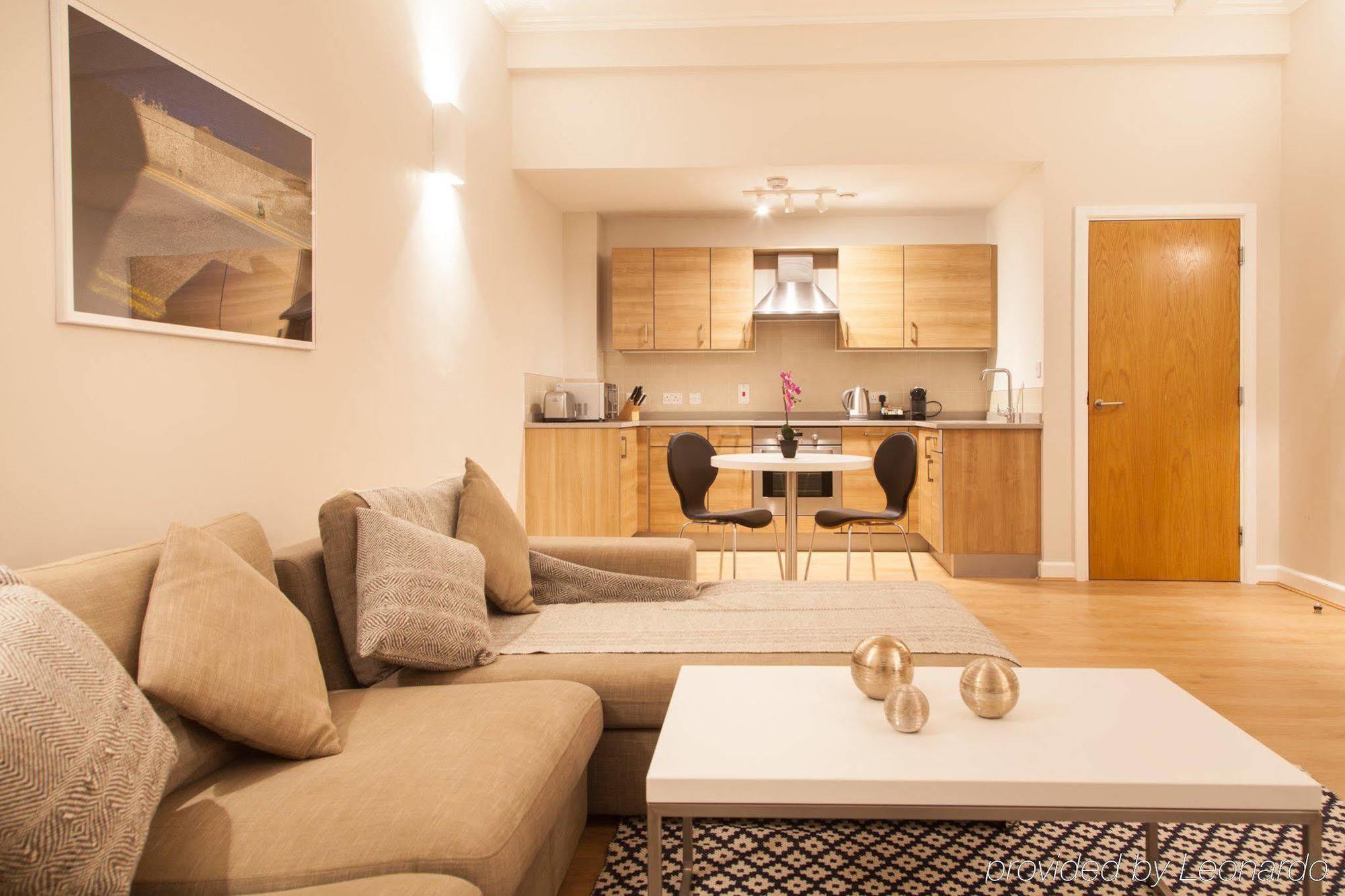 Premier Suites Plus 글라스고 외부 사진