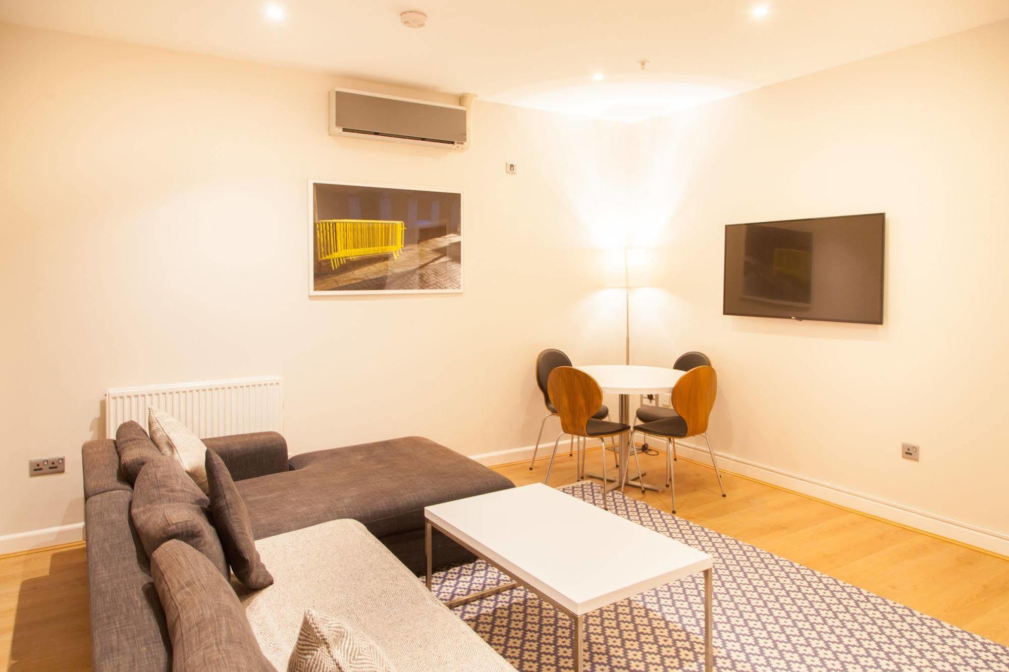 Premier Suites Plus 글라스고 외부 사진